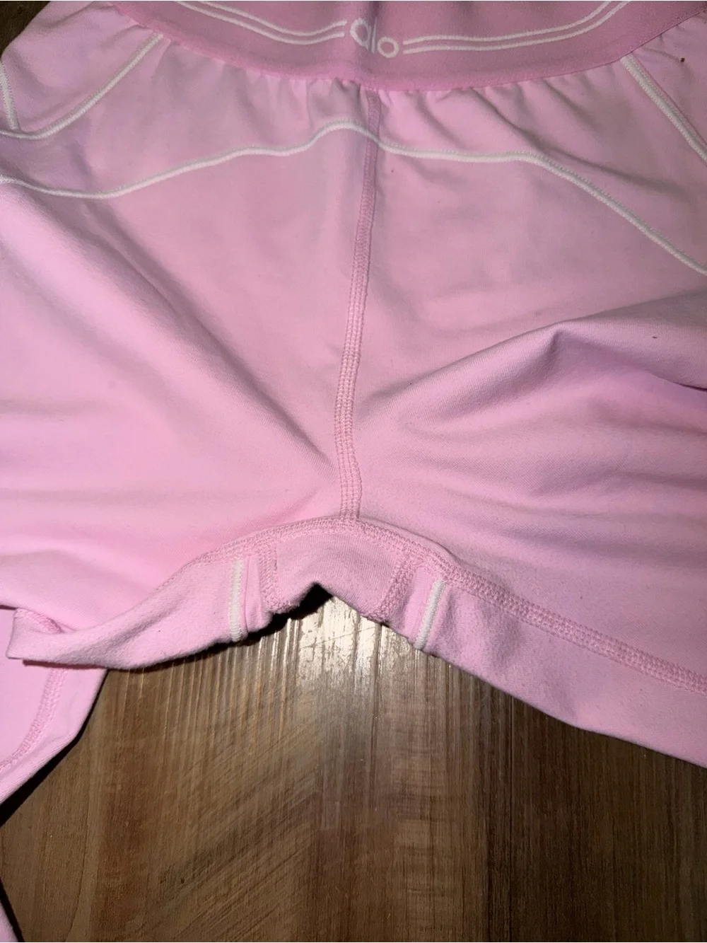 ALO Pink & White Trim Activewear Set – M/XS 💗